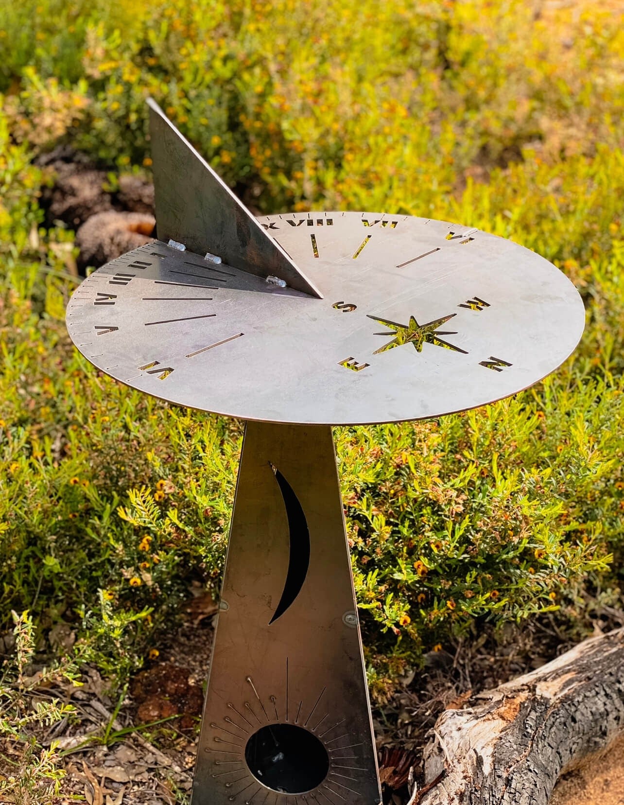 Sunbdials Metal Sundials - Functional and Ornamental Sun Dials – Austech Illusions